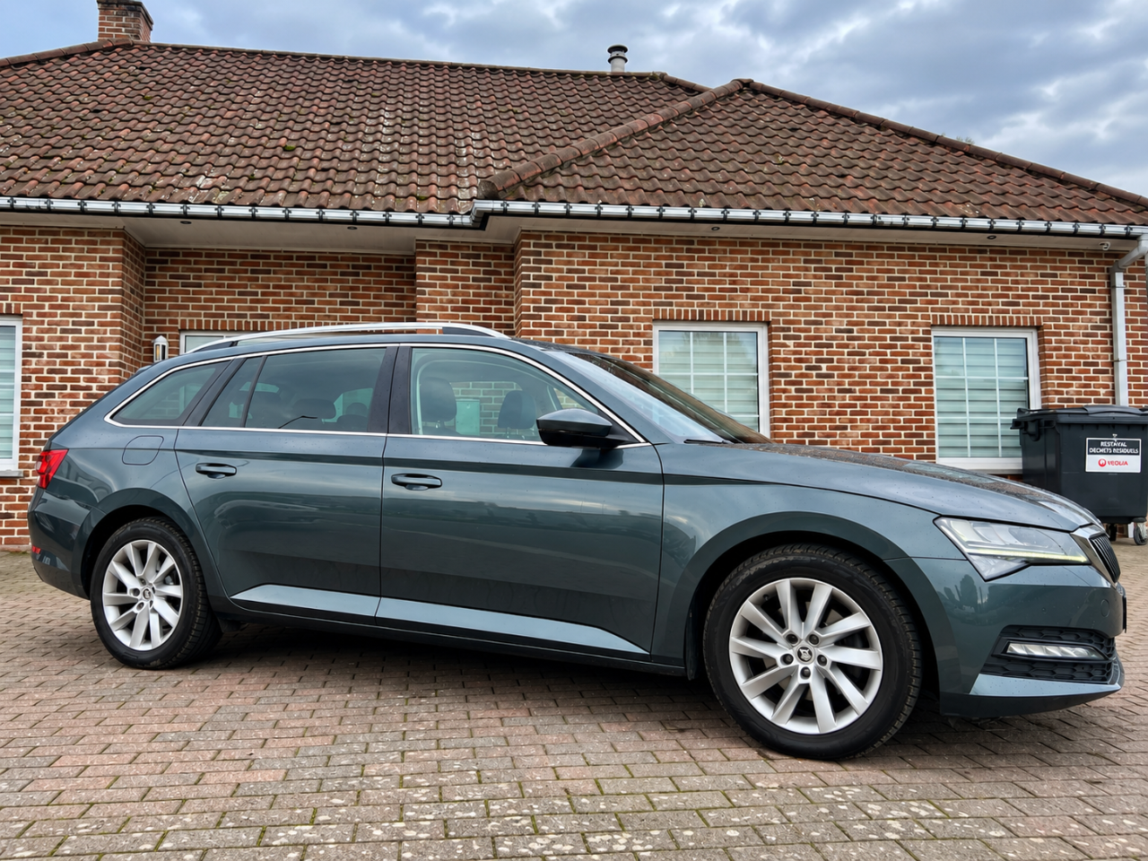 Skoda  Superb Combi 2.0 CR TDi DSG*2022*, foto 5